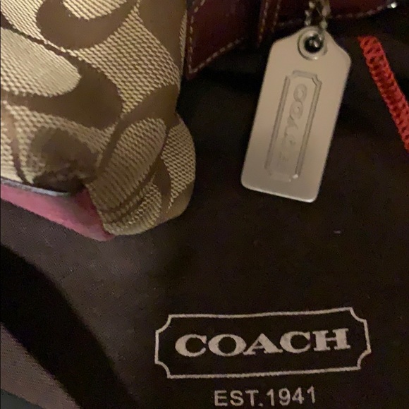 Coach set! - Picture 3 of 5